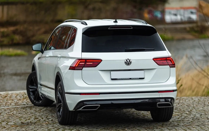 Volkswagen Tiguan Allspace cena 130800 przebieg: 150000, rok produkcji 2020 z Lubin małe 667